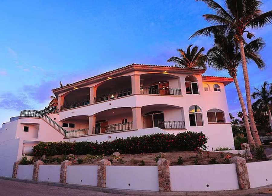 Casa de los Sueños, 4-bedroom Cabo villa with private pool